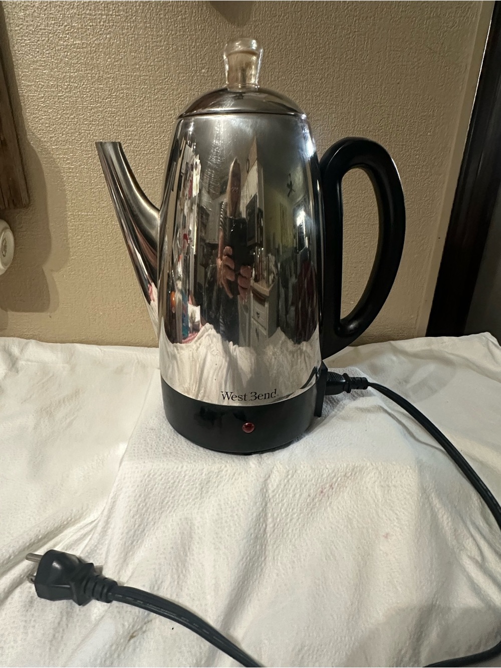 West Bend Stainless Steel 12 Cup Electric Percolator/ Coffee Pot.